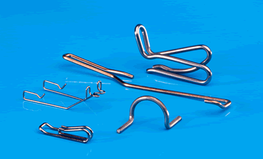 We supply bent wire parts in sizes ranging from 0,05 to 5 mm.